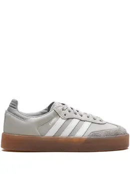 adidas: Кроссовки 