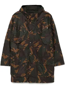 Barbour: Коричневый пуховик 