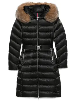 Moncler: Чёрное пальто 