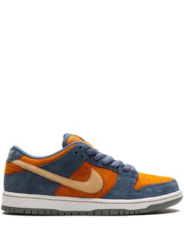 Nike: Коричневые кроссовки  SB Dunk Low