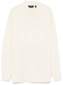 Represent: Белый свитер 
