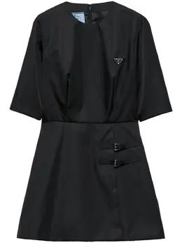 Prada: Короткое платье 
