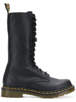 Dr. Martens: Чёрные ботинки 