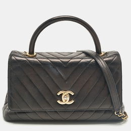 Chanel: Чёрная сумка на руку 