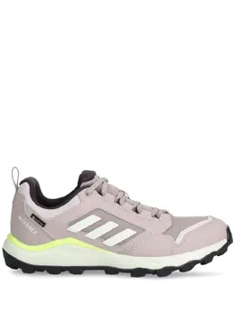 adidas: Кроссовки 