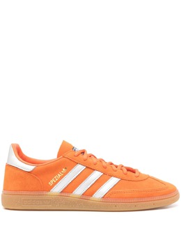 adidas: Оранжевые кроссовки  Handball Spezial
