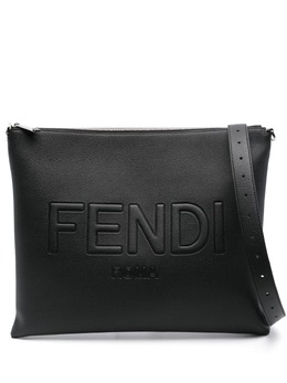 FENDI: Чёрная сумка 