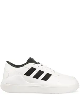 adidas: Белые кроссовки 