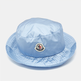 Moncler: Панама 