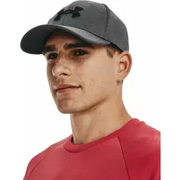 Under Armour: Серая кепка 