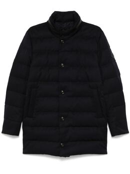 Moncler: Голубая куртка 