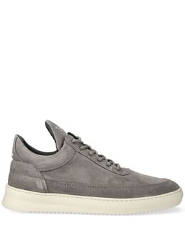 Filling Pieces: Кроссовки 
