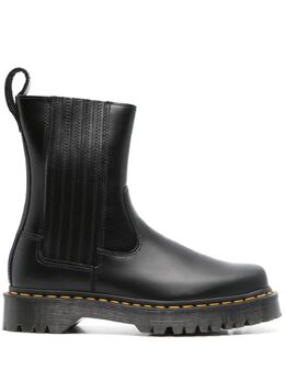 Dr. Martens: Чёрные ботинки 