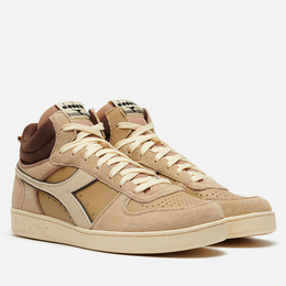 Diadora: Бежевые кроссовки 