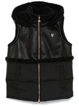 Ea7 Emporio Armani: Чёрный жилет 