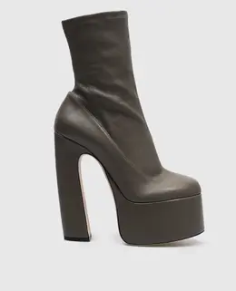 Ermanno Scervino: Зелёные ботинки 