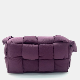 Bottega Veneta: Фиолетовая поясная сумка  Padded Cassette