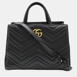 Gucci: Чёрная сумка  GG Marmont