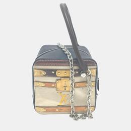 Louis Vuitton: Чёрная сумка на руку 