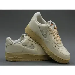 NIKE: Белые кроссовки  Air Force 1