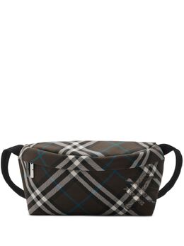 Burberry: Коричневая поясная сумка  Vintage Check