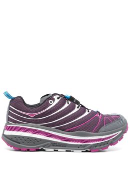HOKA: Фиолетовые кроссовки 