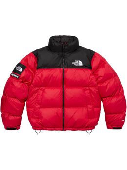 Supreme: Яркая куртка 