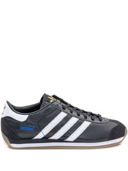 adidas: Чёрные кроссовки 