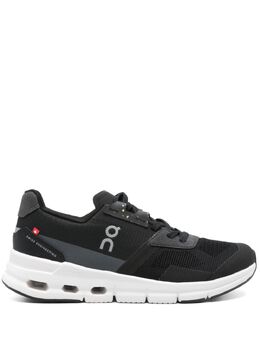 On Running: Чёрные кроссовки 