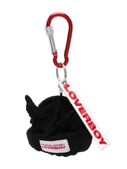 Charles Jeffrey Loverboy: Чёрная шапка 