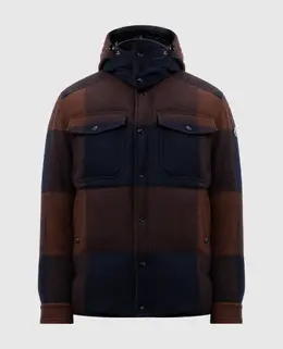 Moncler: Коричневі куртки 