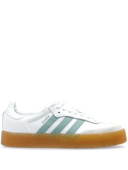 adidas: Белые кроссовки 