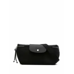 Longchamp: Чёрная сумка  Le Pliage