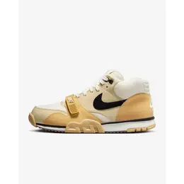 NIKE: Бежевые кроссовки  Air