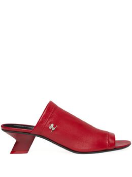 Courrèges: Красные сабо 