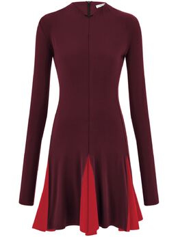 Ferragamo: Красное платье 