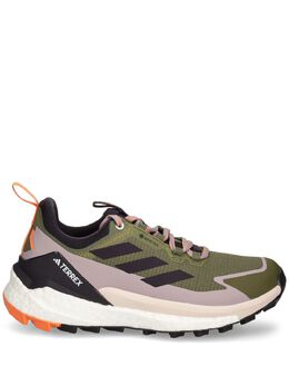 adidas: Зелёные кроссовки  Terrex Free Hiker
