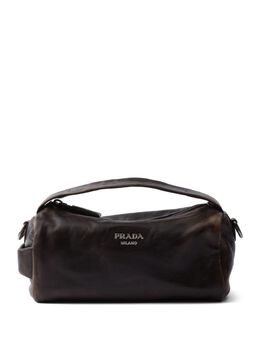 Prada: Коричневая сумка 