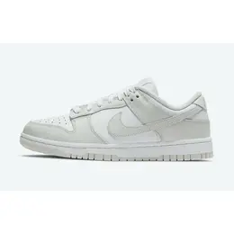 NIKE: Серые кроссовки  Dunk Low