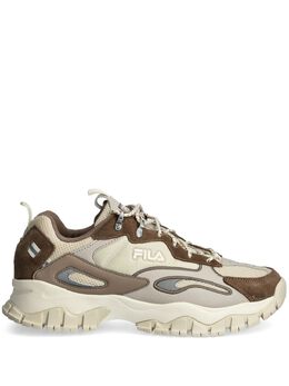 Fila: Светлые кроссовки  Ray Tracer