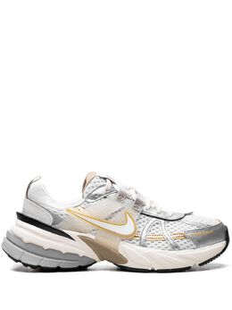 Nike: Светлые кроссовки 