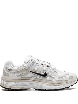 Nike: Белые кроссовки 