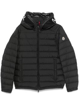 Moncler: Чёрная куртка 