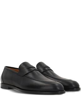 Loro Piana: Чёрные лоферы 