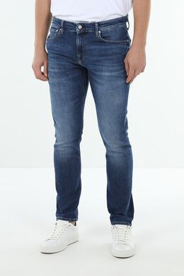 Calvin Klein Jeans: Повседневные джинсы 