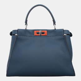 Fendi: Голубая сумка  Peekaboo