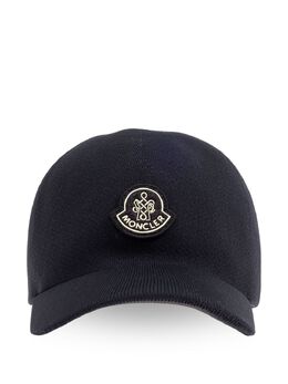 Moncler: Чёрная кепка 