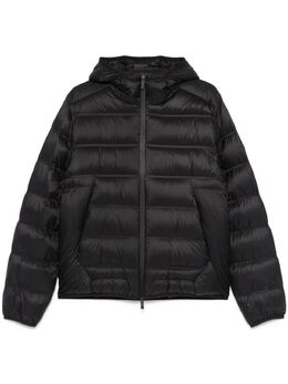 Moncler: Чёрная куртка 