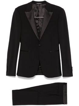 Emporio Armani: Чёрный костюм 