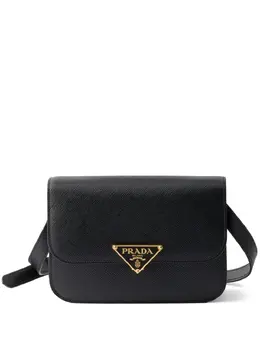 Prada: Чёрная сумка 
